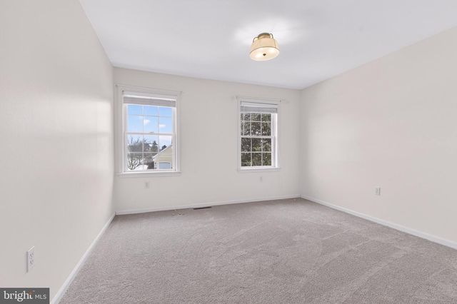 35 SARAH LN, Mount Joy, PA 17552