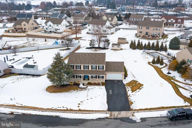 35 SARAH LN, Mount Joy, PA 17552