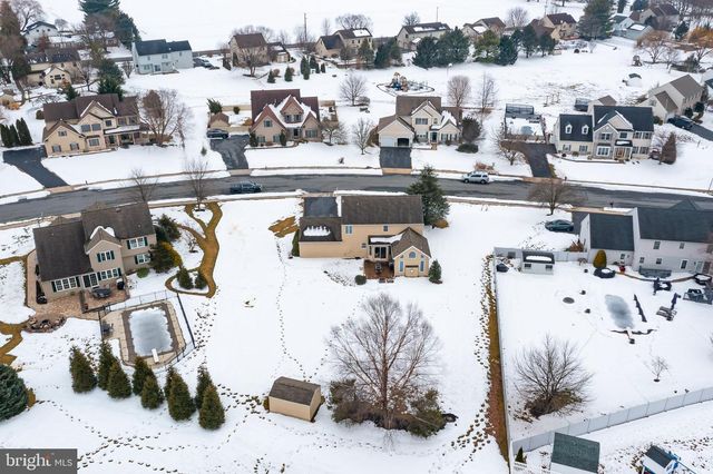 35 SARAH LN, Mount Joy, PA 17552