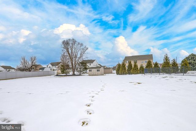 35 SARAH LN, Mount Joy, PA 17552