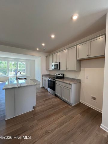 1407 Goldsboro Avenue, Sanford, NC 27330