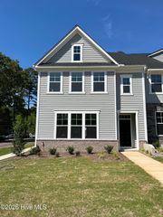 1407 Goldsboro Avenue, Sanford, NC 27330