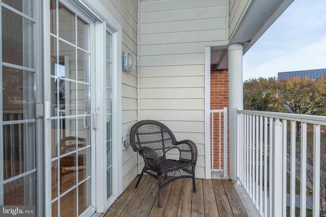 156 CHRISTINA LANDING DR, Wilmington, DE 19801