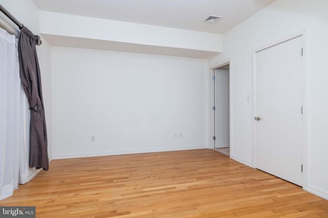 156 CHRISTINA LANDING DR, Wilmington, DE 19801