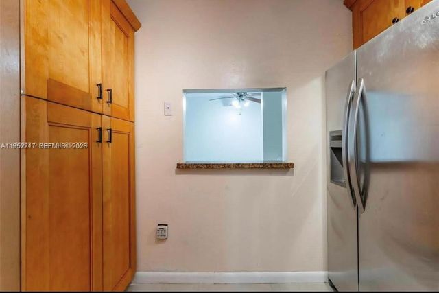 9678 Fontainebleau Blvd 308, Miami, FL 33172