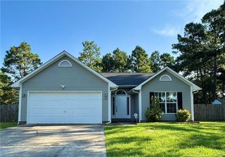 198 Independence Drive, Raeford, NC 28376