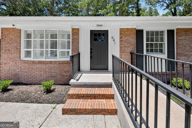 641 Forest Lake Drive S, Macon, GA 31210
