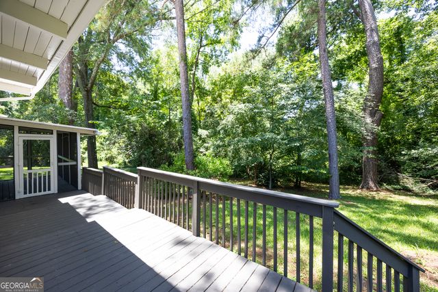 641 Forest Lake Drive S, Macon, GA 31210