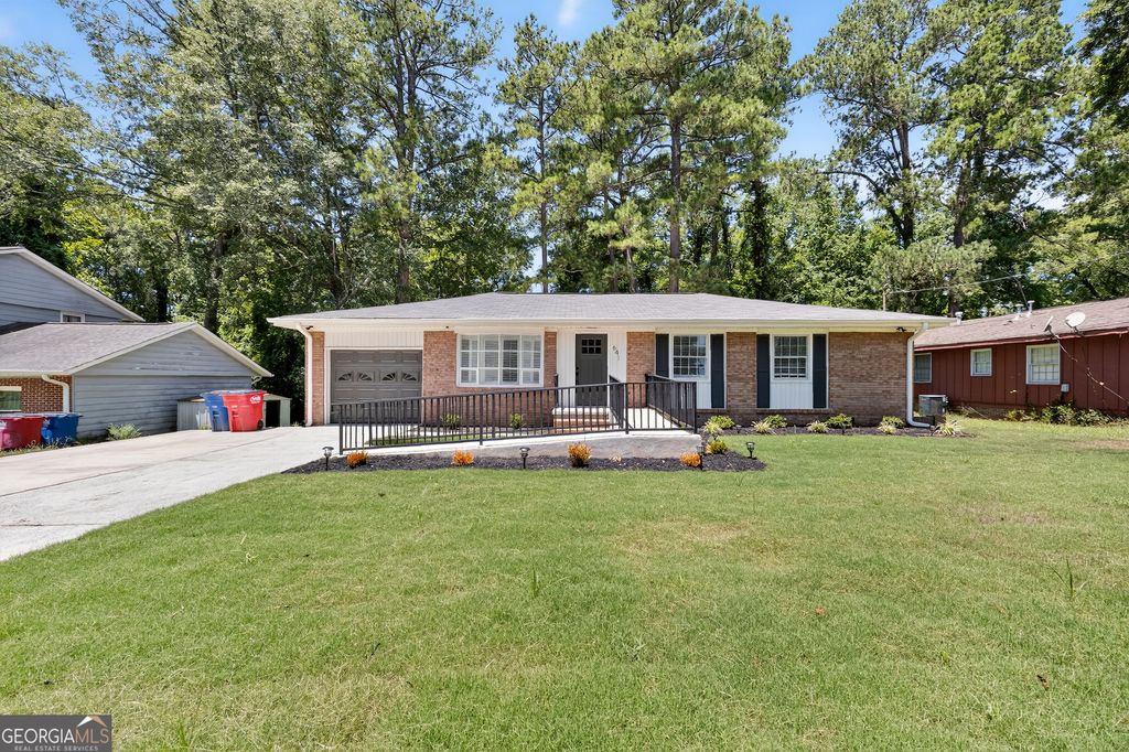 641 Forest Lake Drive S, Macon, GA 31210