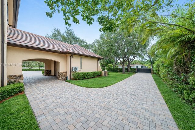 12270 SW 45th Street, Miami, FL 33175