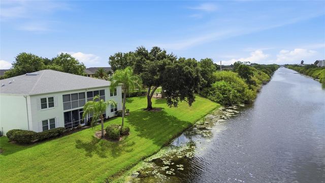 5725 GREENWOOD AVENUE 1201, North Port, FL 34287