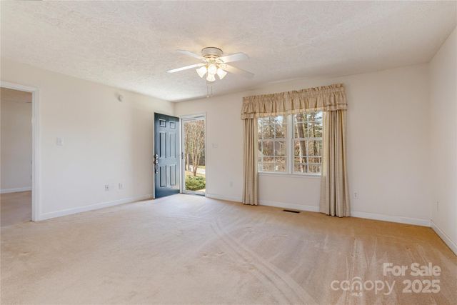 56 Shady Oak Drive, Asheville, NC 28803