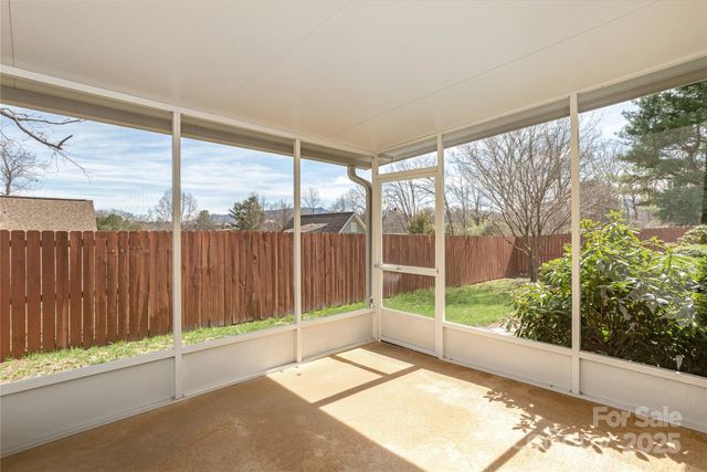 56 Shady Oak Drive, Asheville, NC 28803