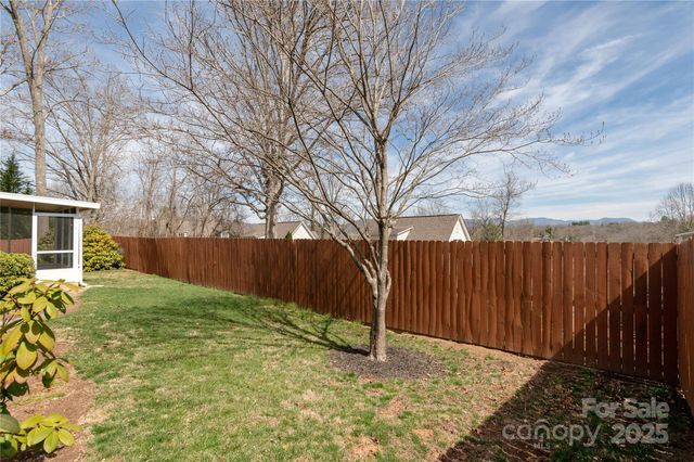 56 Shady Oak Drive, Asheville, NC 28803