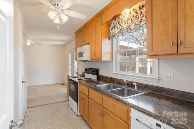 56 Shady Oak Drive, Asheville, NC 28803