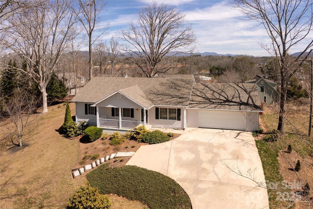56 Shady Oak Drive, Asheville, NC 28803