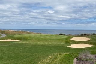 7 Fore Ct Ocean View, Plymouth, MA 02360