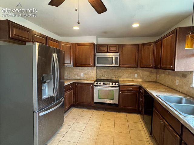 110 Easy Street, Colorado Springs, CO 80911