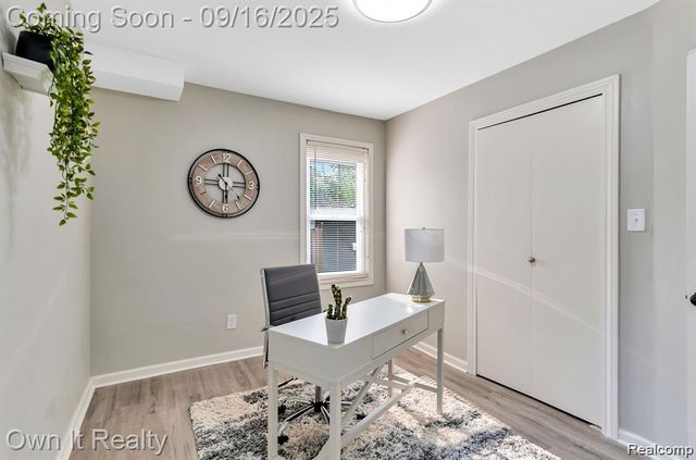 7743 Dolphin, Redford Charter Township, MI 48239