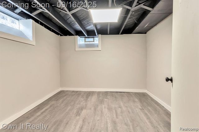 7743 Dolphin, Redford Charter Township, MI 48239