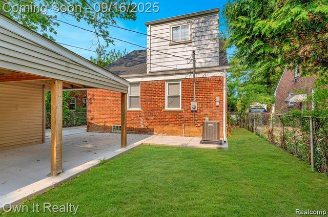 7743 Dolphin, Redford Charter Township, MI 48239