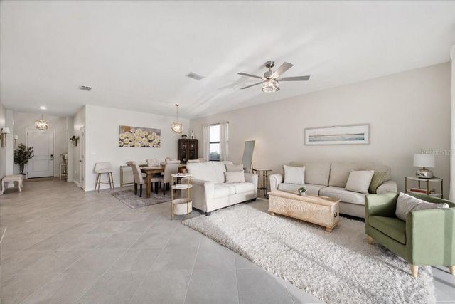 5250 CORAL REEF WAY, Lakewood Ranch, FL 34211