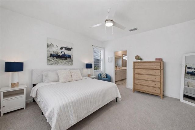 5250 CORAL REEF WAY, Lakewood Ranch, FL 34211