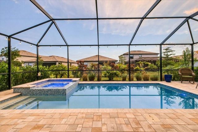 5250 CORAL REEF WAY, Lakewood Ranch, FL 34211