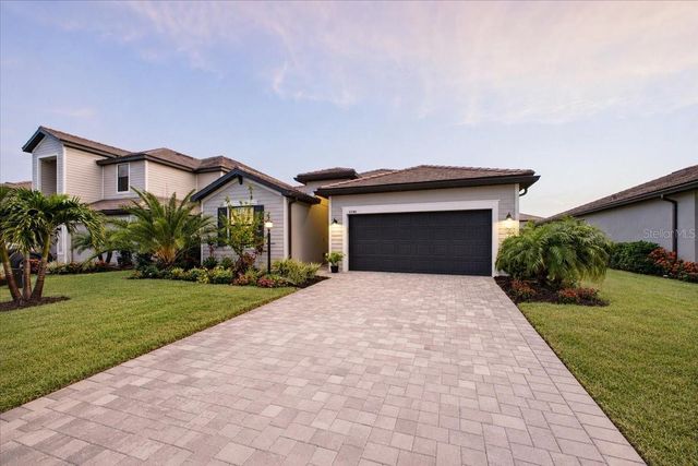 5250 CORAL REEF WAY, Lakewood Ranch, FL 34211