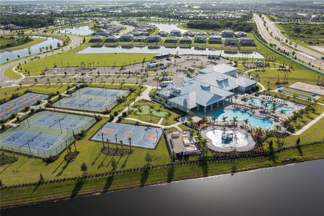 5250 CORAL REEF WAY, Lakewood Ranch, FL 34211