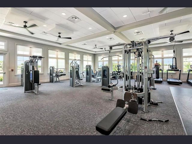5250 CORAL REEF WAY, Lakewood Ranch, FL 34211