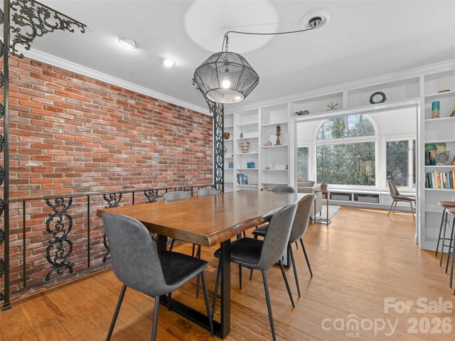 4030 Little River Road, Hendersonville, NC 28739