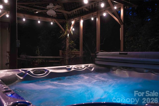 4030 Little River Road, Hendersonville, NC 28739