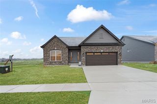 208 Discovery Meadows Place, O'fallon, MO 63366