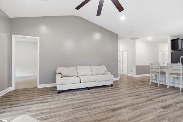 407 Sage Glen Place, Piedmont, SC 29673