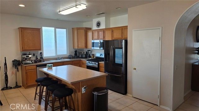 12324 Firefly, Victorville, CA 92392