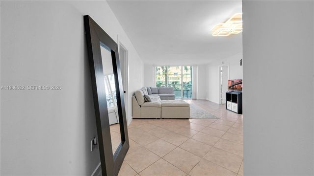 18041 Biscayne Boulevard 202, Aventura, FL 33160
