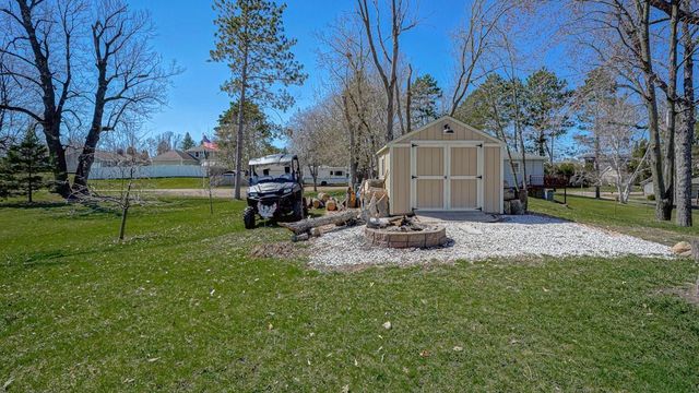 7810 Scandia Trail N, Forest Lake, MN 55025