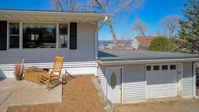 7810 Scandia Trail N, Forest Lake, MN 55025