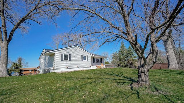 7810 Scandia Trail N, Forest Lake, MN 55025