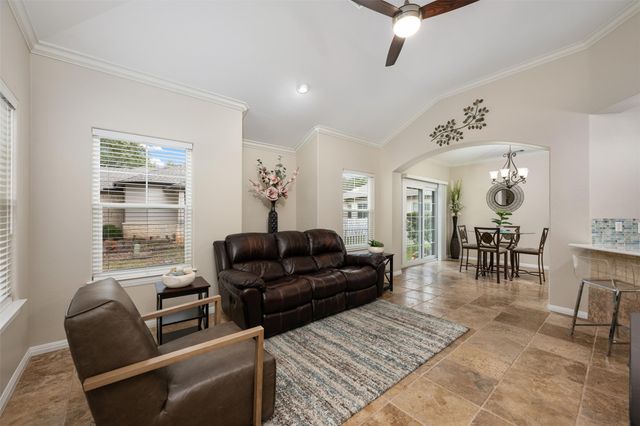 6801 Beckett RD 135L, Austin, TX 78749