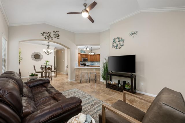 6801 Beckett RD 135L, Austin, TX 78749