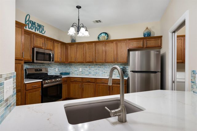 6801 Beckett RD 135L, Austin, TX 78749