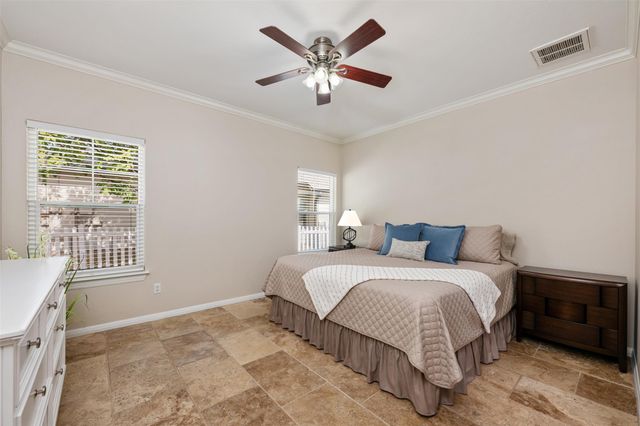 6801 Beckett RD 135L, Austin, TX 78749