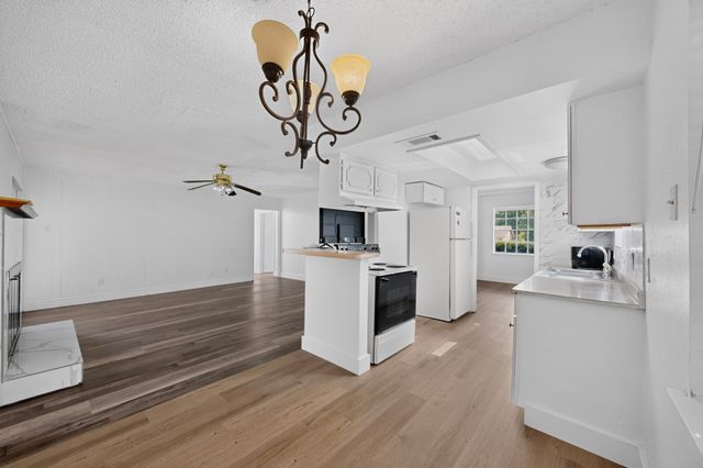2709 Laramie Street, Irving, TX 75062