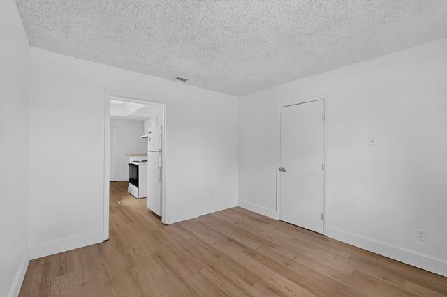 2709 Laramie Street, Irving, TX 75062