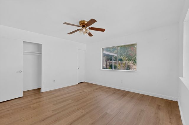 2709 Laramie Street, Irving, TX 75062