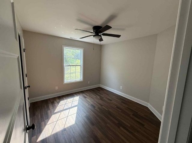 51 Bluff Creek Rd, Brush Creek, TN 38547
