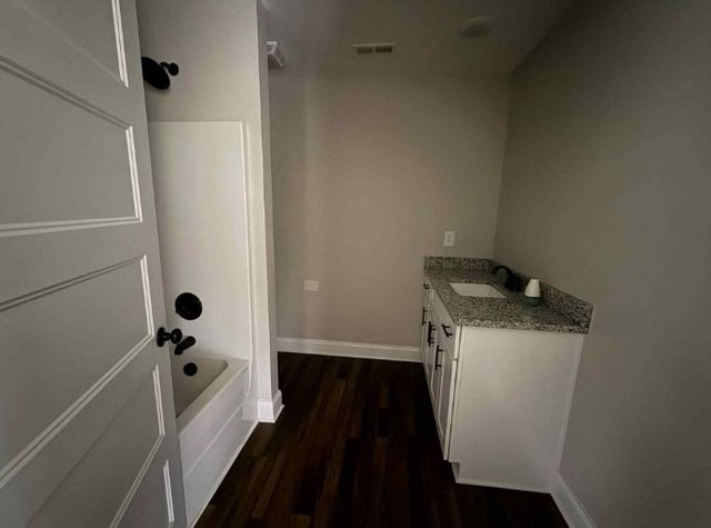 51 Bluff Creek Rd, Brush Creek, TN 38547
