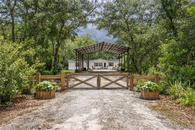 6783 N Tamarind Avenue, Hernando, FL 34442